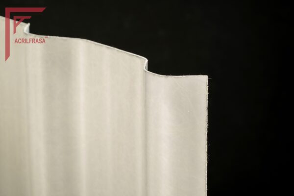Lámina R-101 blanca de 107 X 610 cm