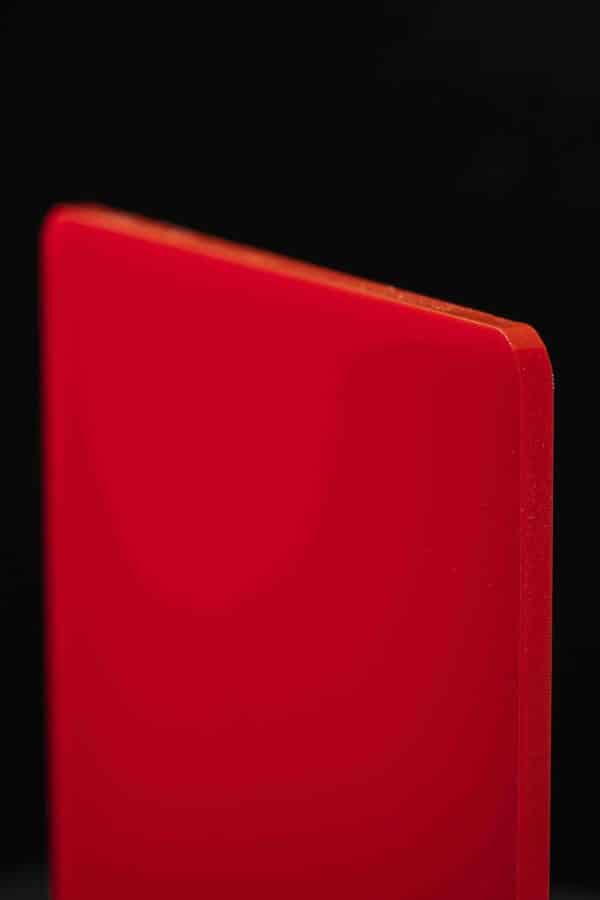 Lámina de Acrílico Rojo L-123 de 1.20 X 1.80 m de 3 mm - Image 2