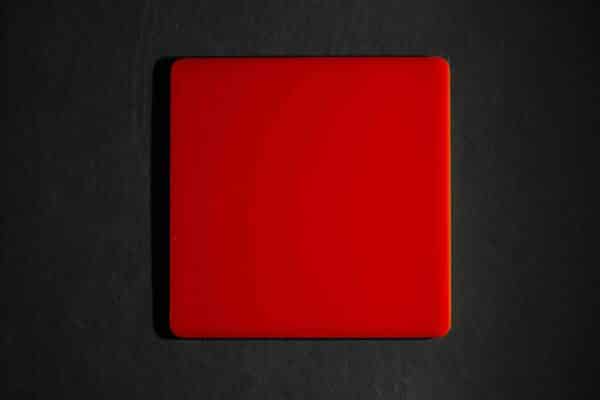 Lámina de Acrílico Rojo L-123 de 1.20 X 1.80 m de 3 mm - Image 3