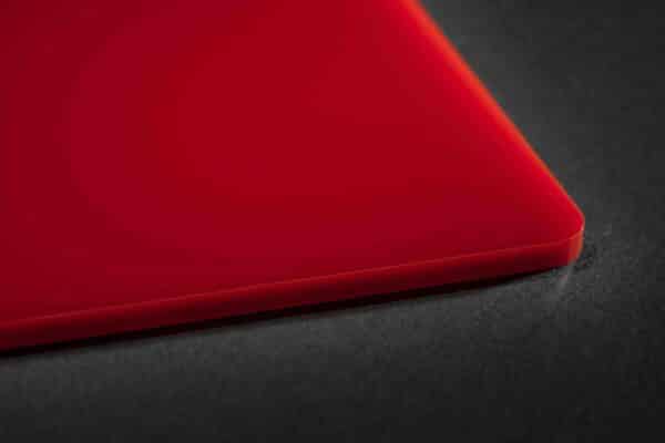 Lámina de Acrílico Rojo L-123 de 1.20 X 1.80 m de 3 mm