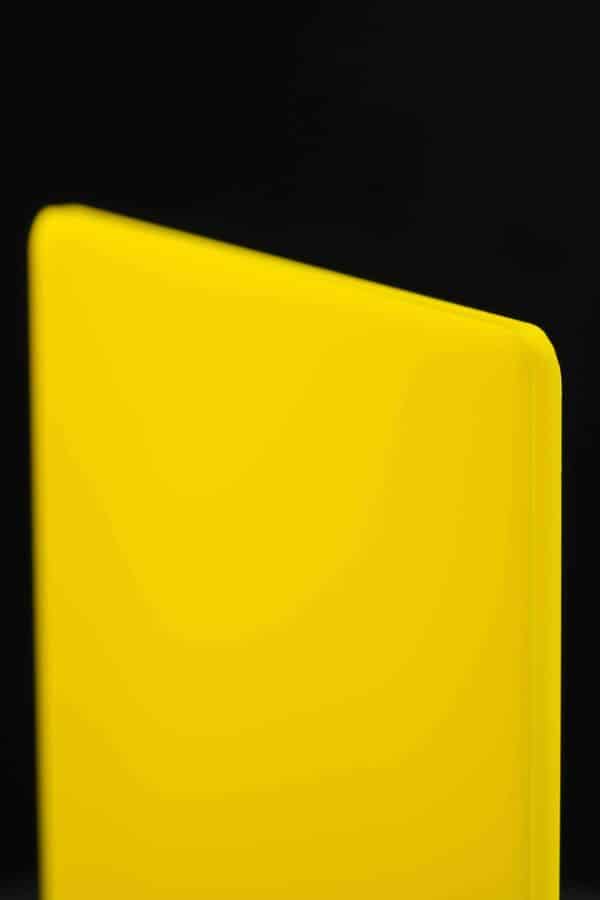 Lámina de Acrílico Amarillo L-169 de 1.20 X 1.80 cm en 3mm - Image 2