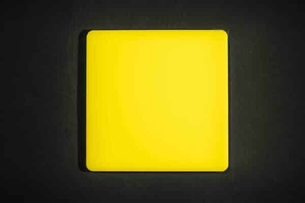 Lámina de Acrílico Amarillo L-169 de 1.20 X 1.80 cm en 3mm - Image 3
